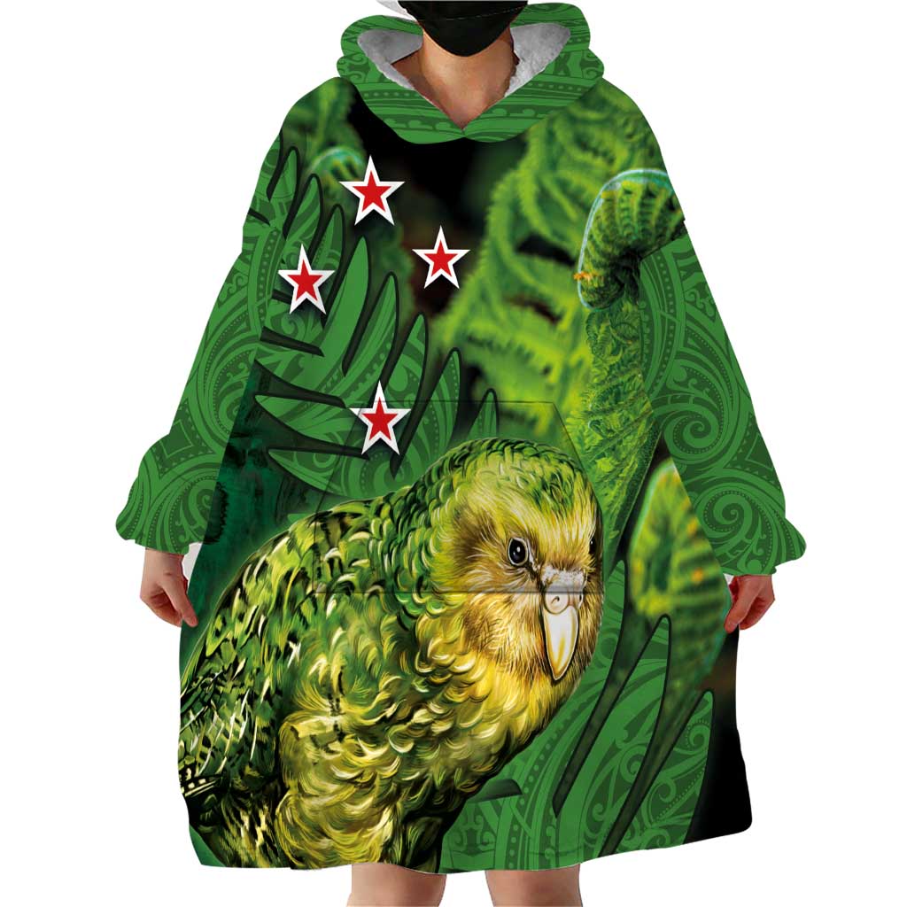 New Zealand Kākāpō Wearable Blanket Hoodie Silver Fern with Close up of Green Fern Leaves and Maori Tattoo
