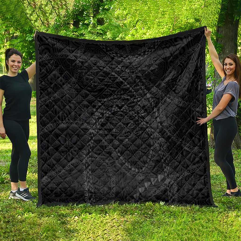 Hawaiian Kakau Art and Hisbiscus Tattoo Quilt Tribal Pattern-Black Gradient Style - Polynesian Pride