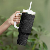 Hawaiian Kakau Art and Hisbiscus Tattoo Tumbler With Handle Tribal Pattern-Black Gradient Style - Polynesian Pride