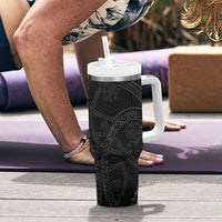 Hawaiian Kakau Art and Hisbiscus Tattoo Tumbler With Handle Tribal Pattern-Black Gradient Style - Polynesian Pride