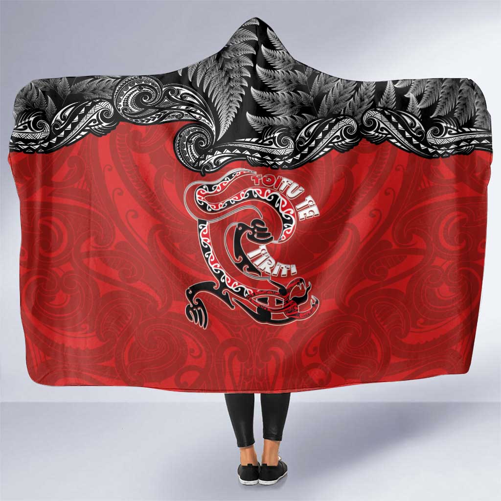 Aotearoa Toitu Te Tiriti Hooded Blanket Taniwha Tribal Motifs LT03 One Size Multicolor - Polynesian Pride