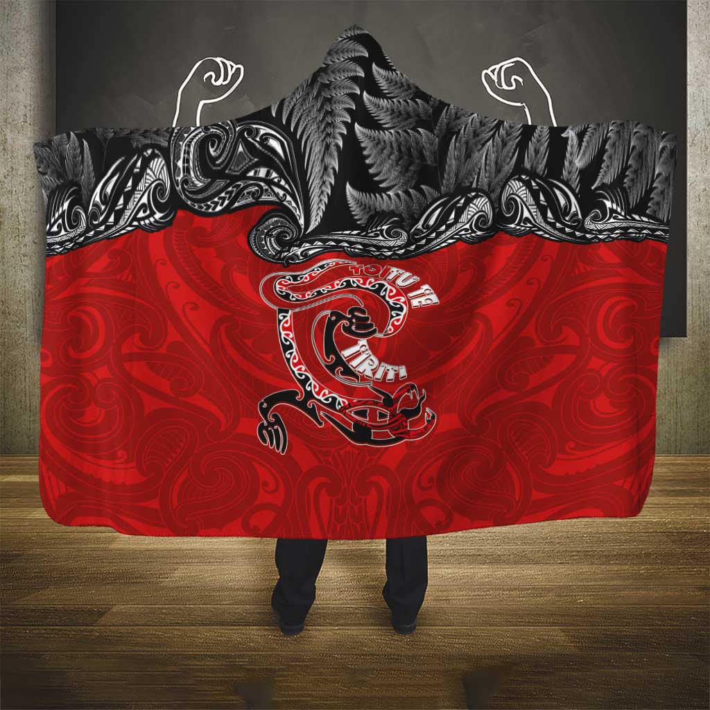 Aotearoa Toitu Te Tiriti Hooded Blanket Taniwha Tribal Motifs LT03 - Polynesian Pride