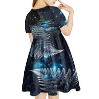 New Zealand Tui Bird Kid Short Sleeve Dress Matariki Poetry Pattern Galaxy Style