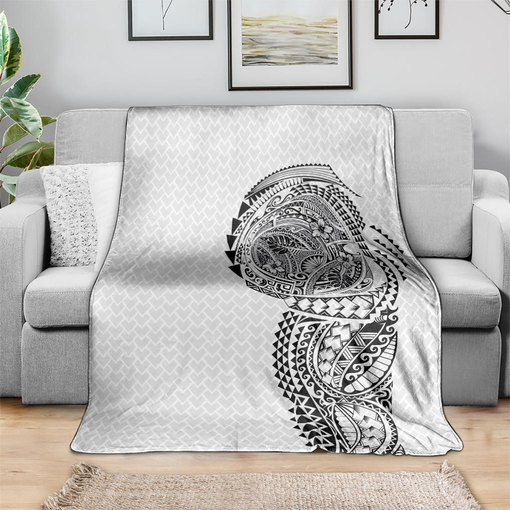 Hawaiian Traditional Tattoos Blanket Kakau Tribal Tropical Plant Motif White Color