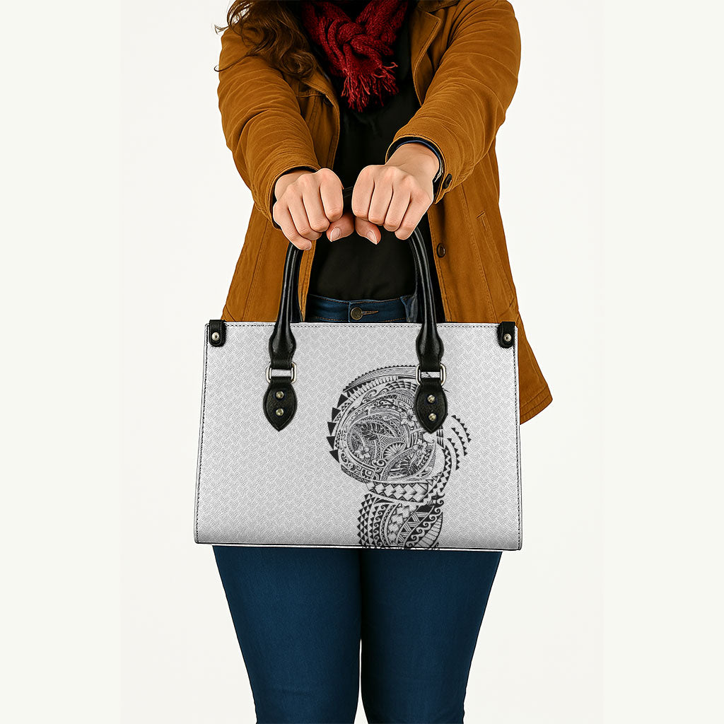 Hawaiian Traditional Tattoos Leather Bag Kakau Tribal Tropical Plant Motif White Color