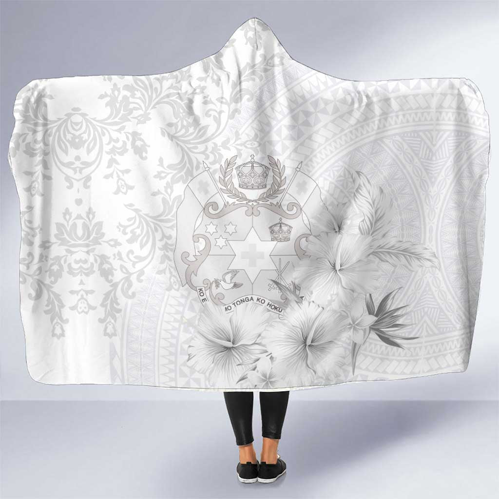 Tonga Faka Sepitema Hooded Blanket Ngatu and Floral Pattern with Blooming Hibiscus LT03 One Size White - Polynesian Pride