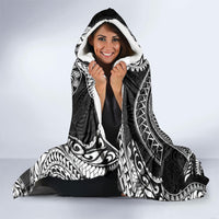 Hawaiian Turtle and Shark Hooded Blanket Kakau Tribal with Polynesian Pattern Black Color LT03 - Polynesian Pride