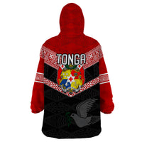 Tonga Wearable Blanket Hoodie Tonga Coat of Arms with Seamless Tapa Ngatu Pattern LT03 - Polynesian Pride
