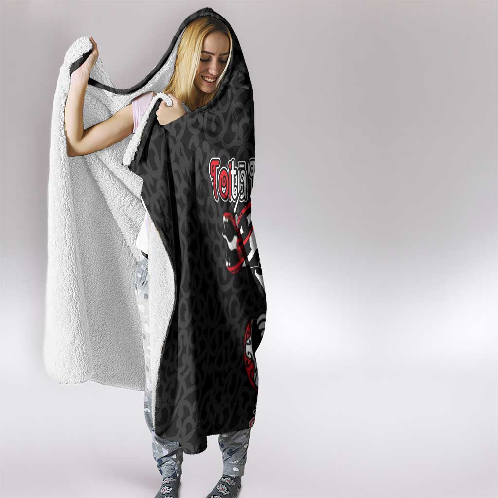Aotearoa Toitu Te Tiriti Hooded Blanket Maori Taniwha Haka - Honour the Treaty LT03