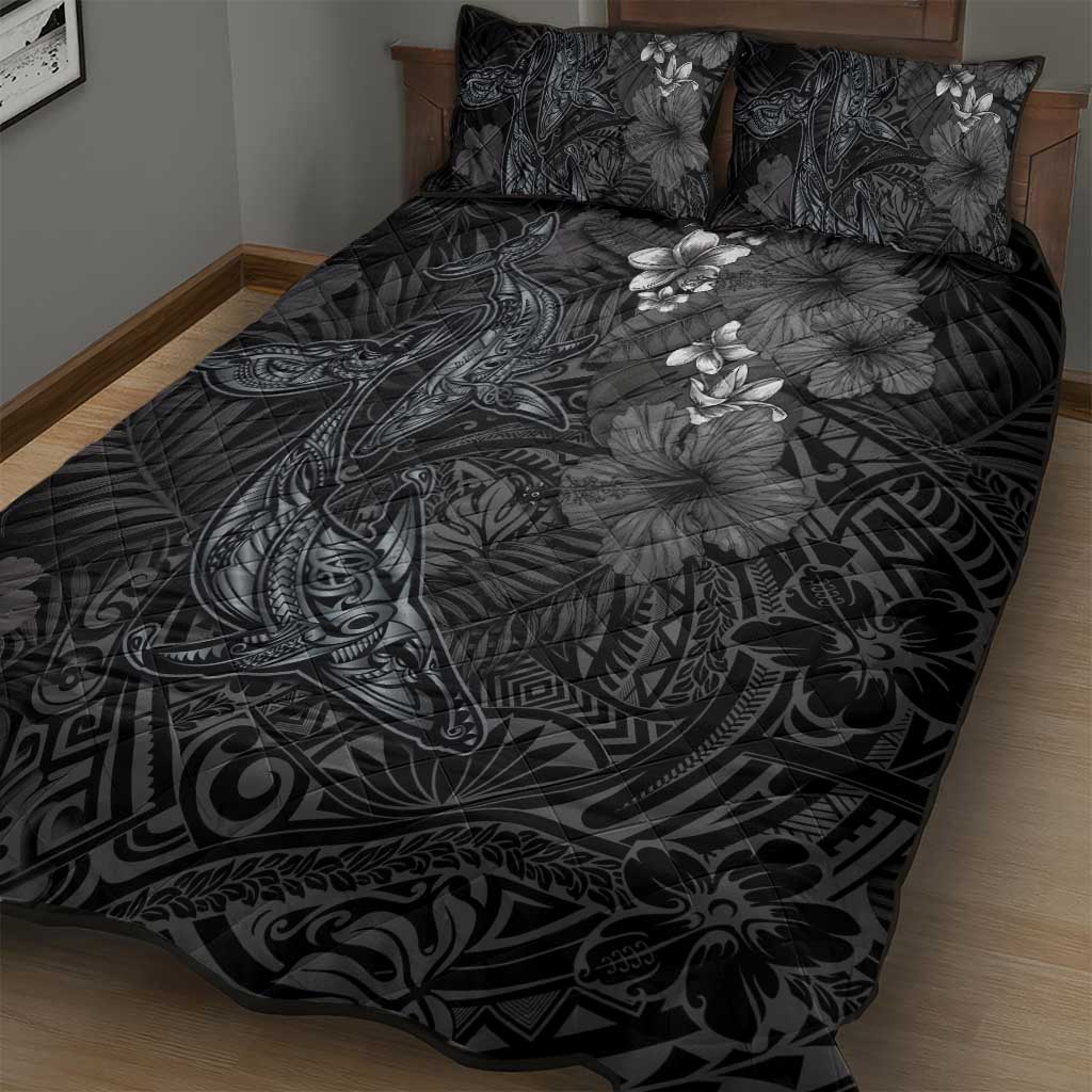 Hawaiian Tropical Plants and Tribal Whales Quilt Bed Set Polynesian Art Tattoo Grayscale