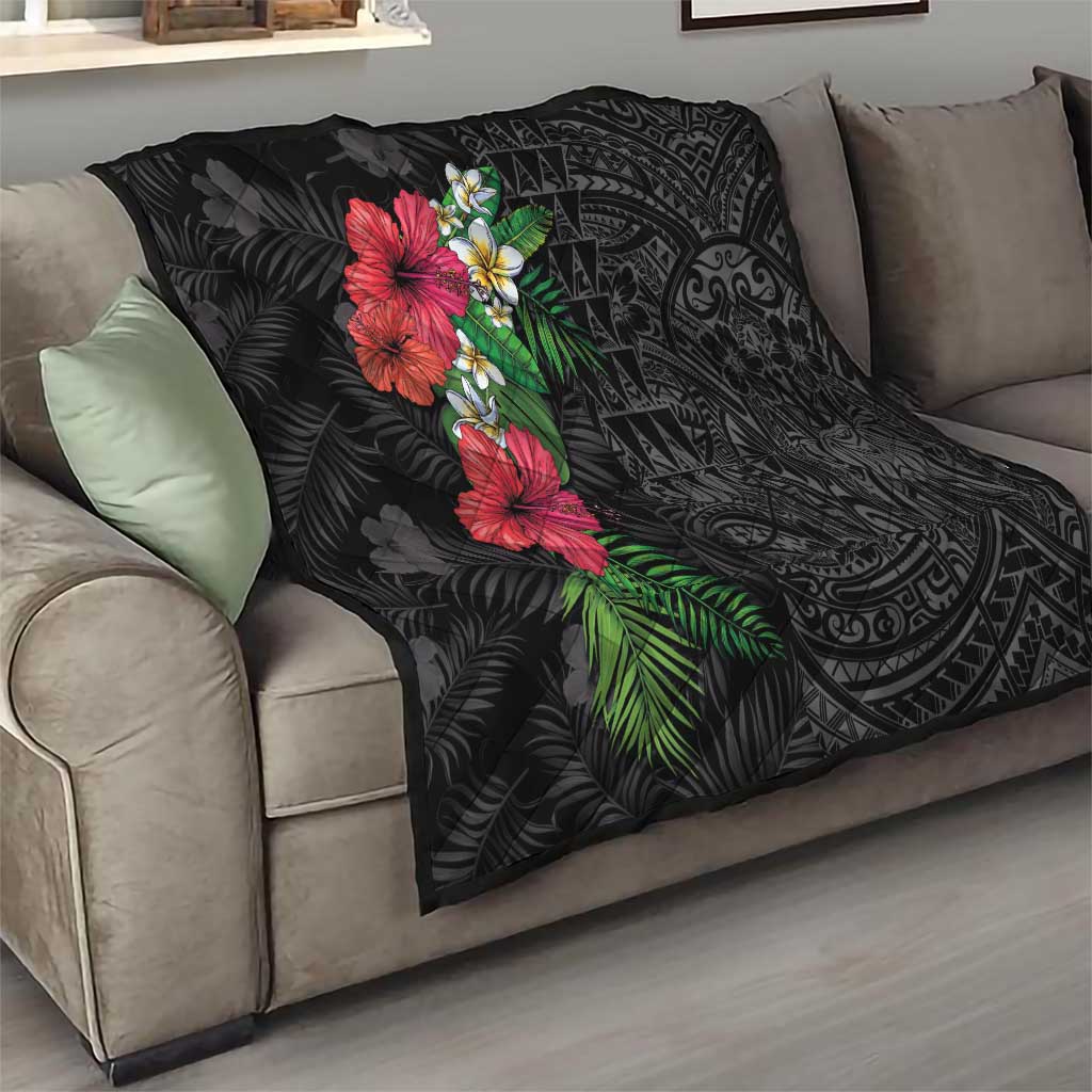 Hawaiian Tropical Plants Quilt Kakau Tattoo and Polynesian Pattern Half Black Color