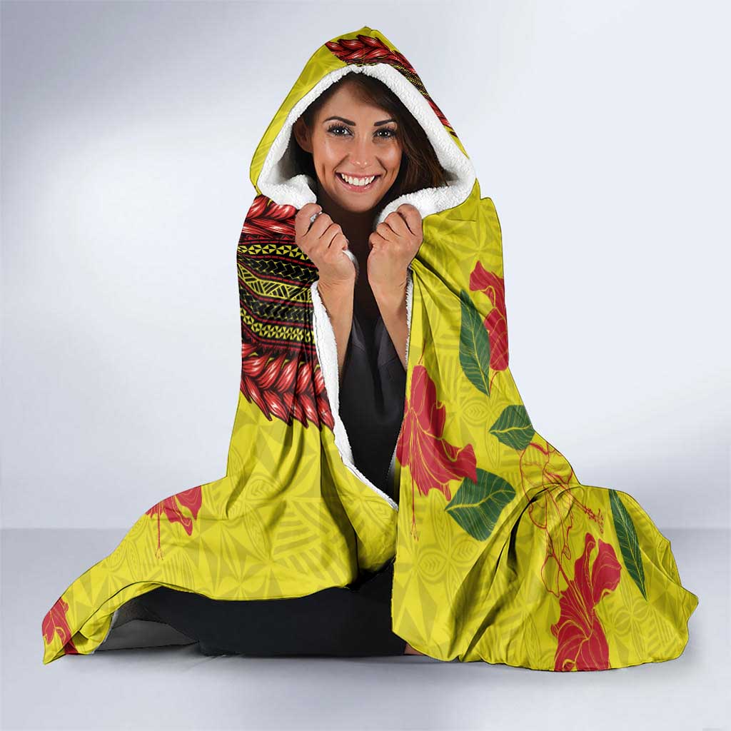 Samoan Culture Hooded Blanket Hibiscus and Ula Fala with Tapa Pattern Yellow Color LT03 - Polynesian Pride