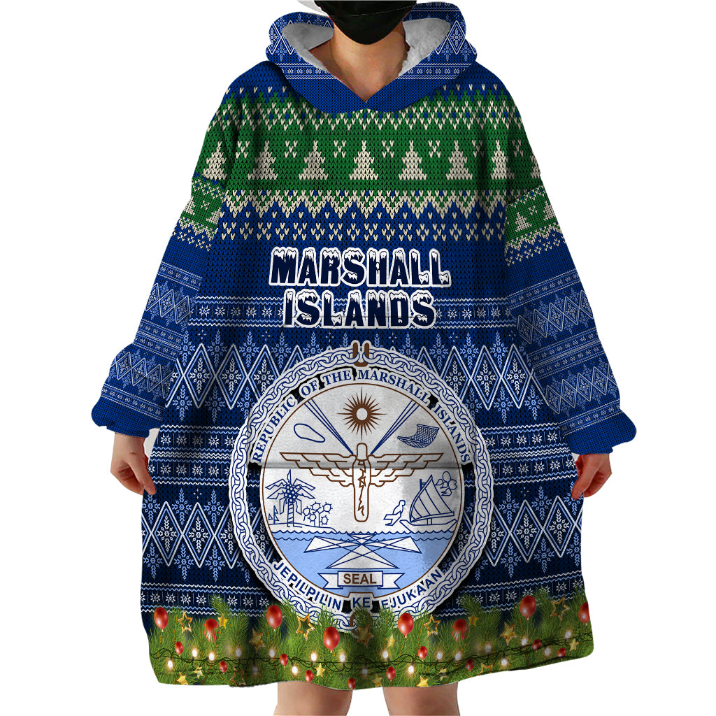 marshall-islands-christmas-wearable-blanket-hoodie-coat-of-arms-and-map-beautiful-merry-xmas-snowflake