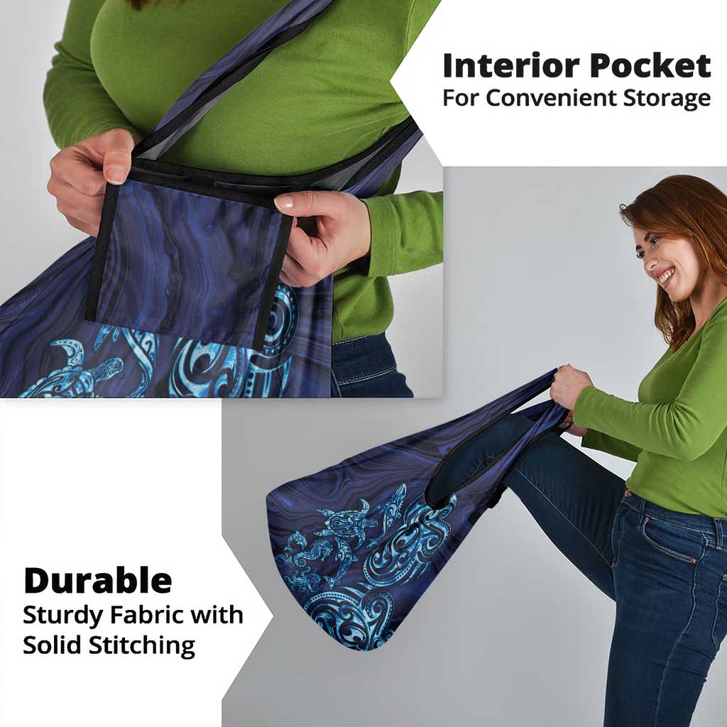 New Zealand Connecting with Seas Grocery Bag Maori Tribal and Sea Animals Tattoo - Sea Texture Glass Style