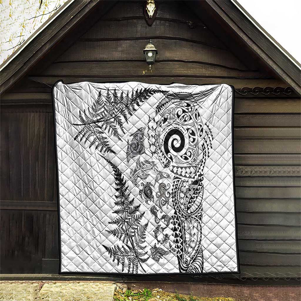New Zealand Sea Animals Quilt with Maori Koru Tribal Tattoo and Silver Ferns White Color