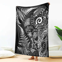 New Zealand Sea Animals Blanket with Maori Koru Tribal Tattoo and Silver Ferns Black Color