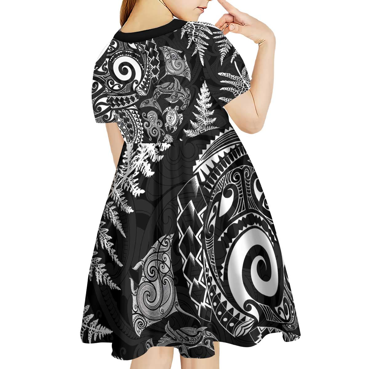 New Zealand Sea Animals Kid Short Sleeve Dress with Maori Koru Tribal Tattoo and Silver Ferns Black Color