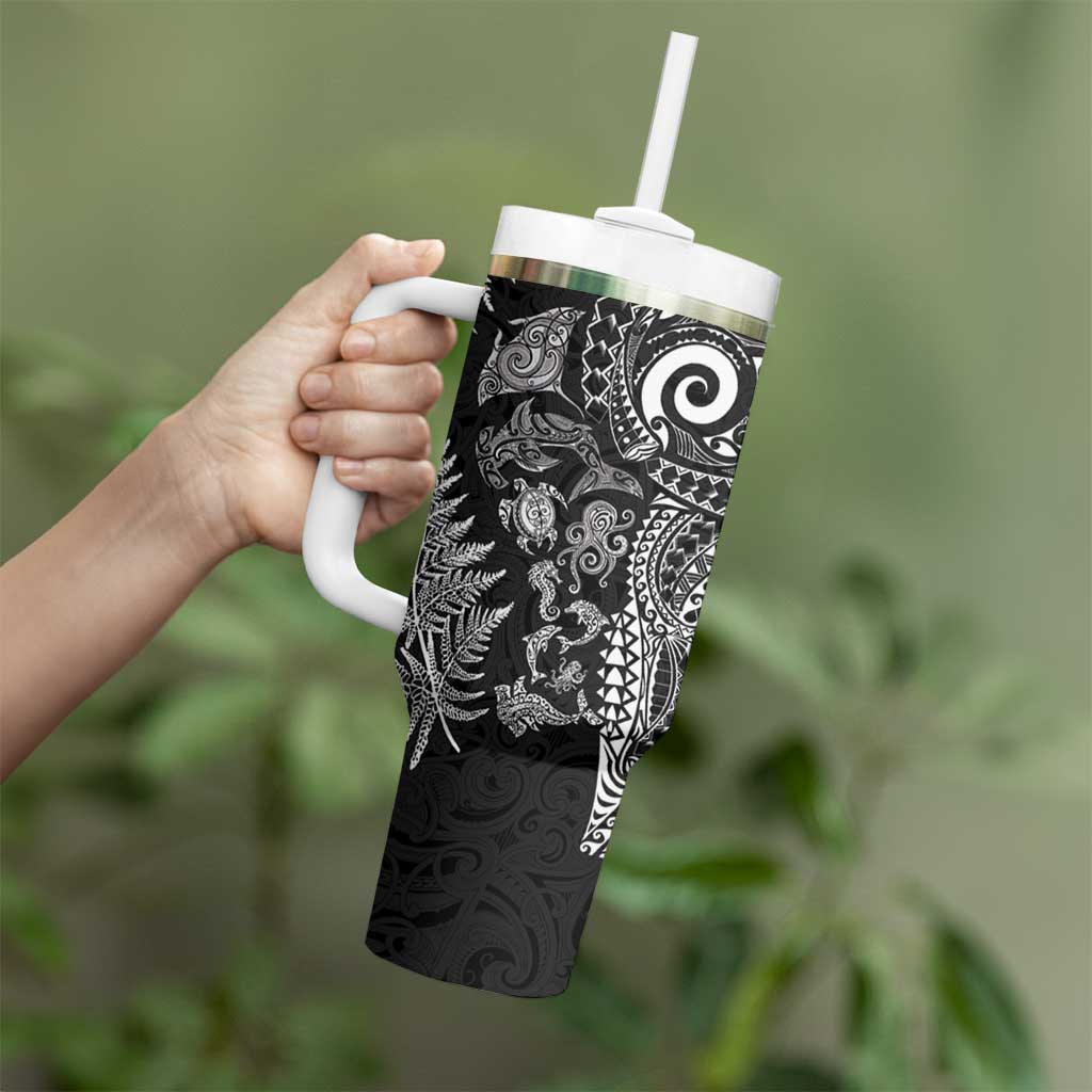 New Zealand Sea Animals Tumbler With Handle with Maori Koru Tribal Tattoo and Silver Ferns Black Color