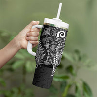 New Zealand Sea Animals Tumbler With Handle with Maori Koru Tribal Tattoo and Silver Ferns Black Color