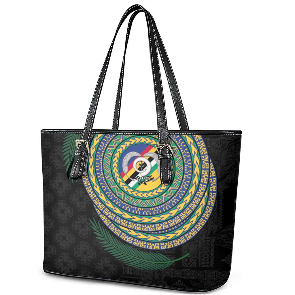 Torba Tribal Tattoo with Namele Leaves Leather Tote Bag