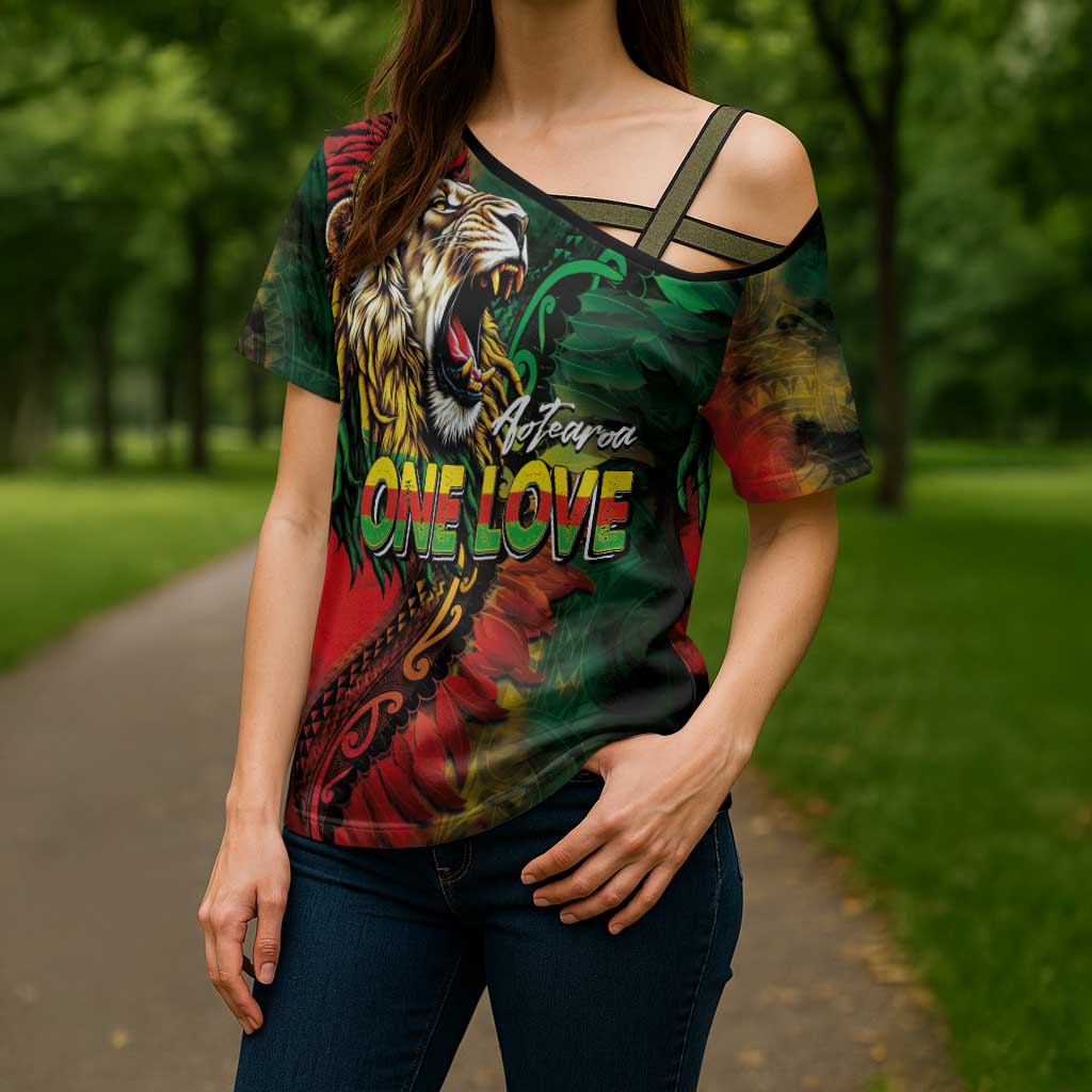 Aotearoa One Love Cross Shoulder Shirt Reggae Lion with Kakahu Huruhuru LT03 - Polynesian Pride