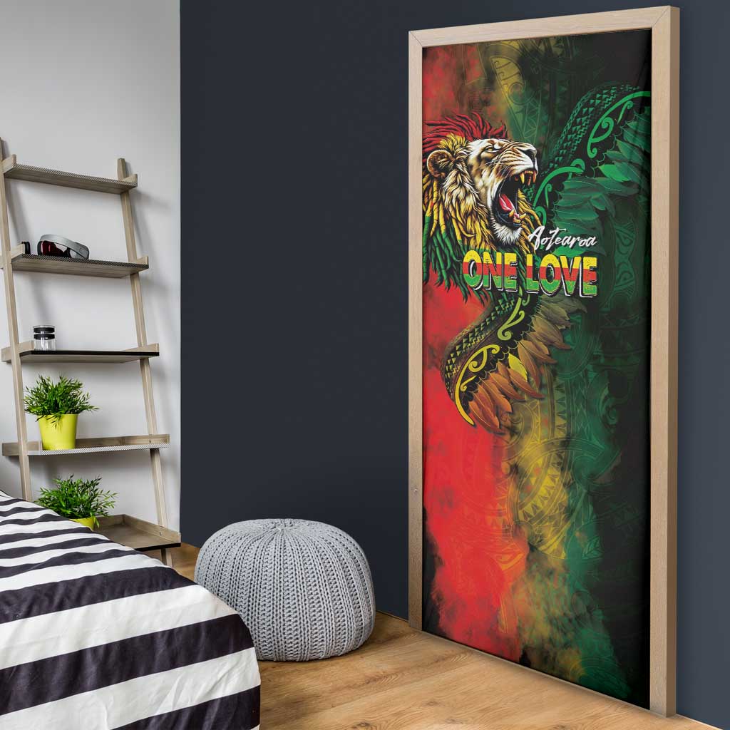 Aotearoa One Love Door Cover Reggae Lion with Kakahu Huruhuru LT03 - Polynesian Pride