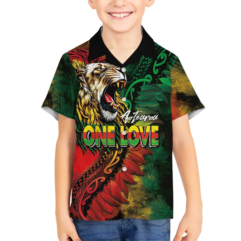 Aotearoa One Love Family Matching Puletasi and Hawaiian Shirt Reggae Lion with Kakahu Huruhuru LT03 Son's Shirt Black - Polynesian Pride
