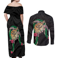 Hawaii Pikake and Maile Lei Couples Matching Off Shoulder Maxi Dress and Long Sleeve Button Shirt Honu Polynesian Pattern Black Color