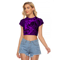 Polynesian Dolphin Valentine Day Raglan Cropped T Shirt Hibiscus and Tribal Tattoo Purple Style LT03 Female Purple - Polynesian Pride