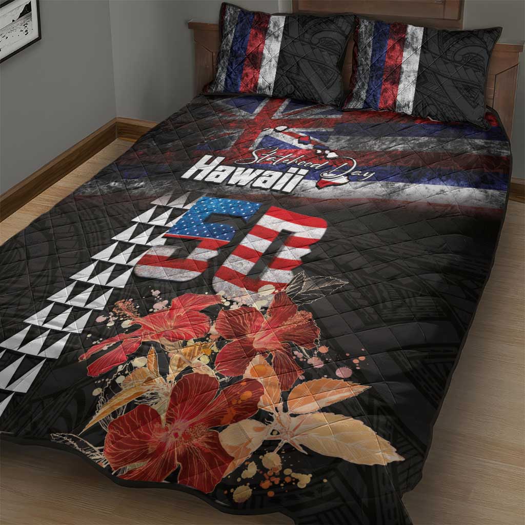 Hawaii Statehood Day Quilt Bed Set 50th state of the United States Kakau Tattoos and Hibiscus Grunge - Polynesian Pride