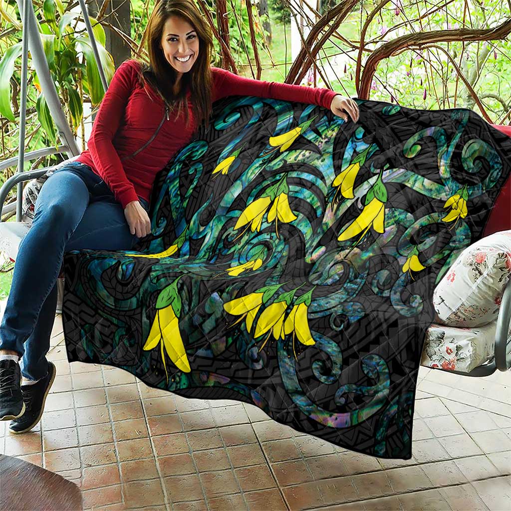 New Zealand Kowhai Flowers Quilt Maori Koru Pattern With Paua Shell Style LT03 - Polynesian Pride