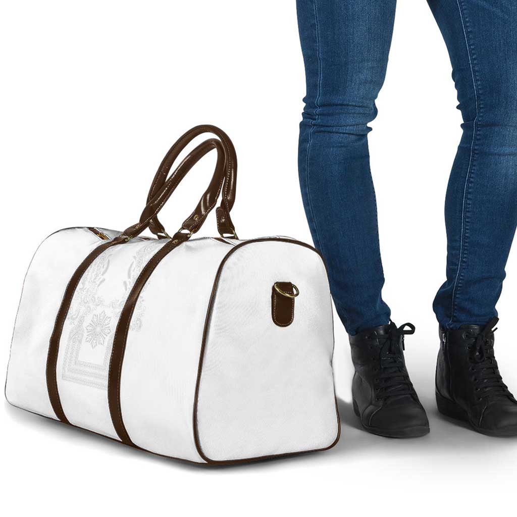Philippines Barong Style Travel Bag with Polynesian Art and Leaf Motif White Color