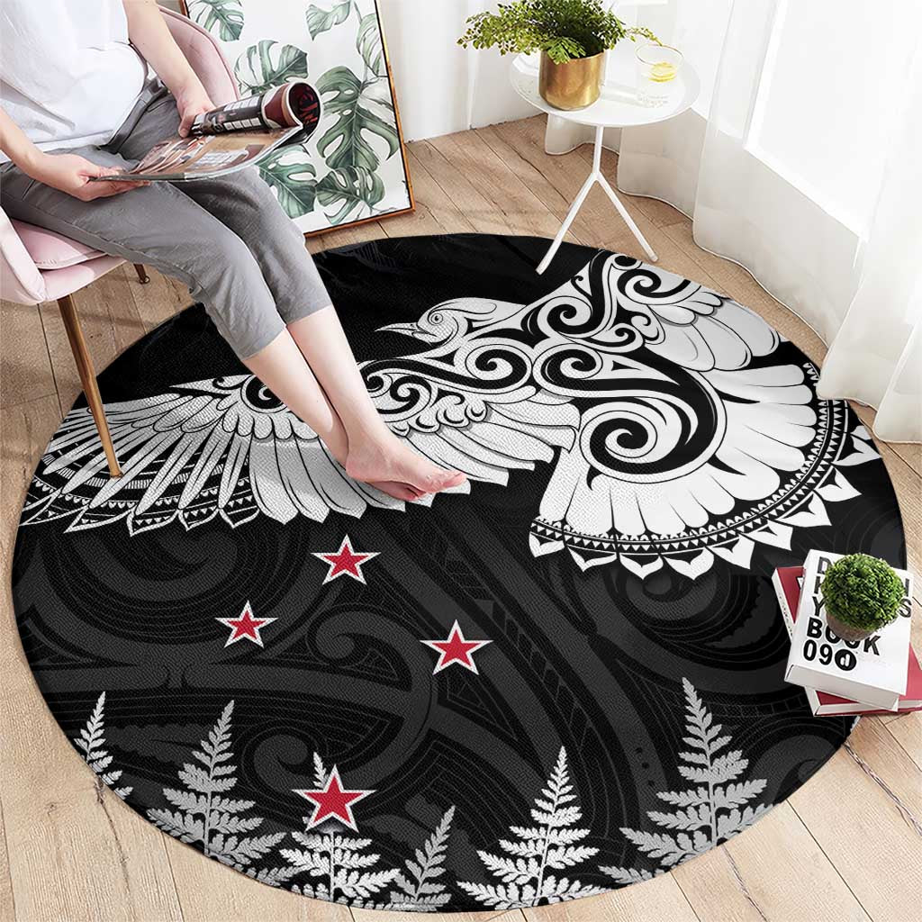 New Zealand Kea Bird Round Carpet Maori Tattoo and Silver Fern Black Color LT03 - Polynesian Pride
