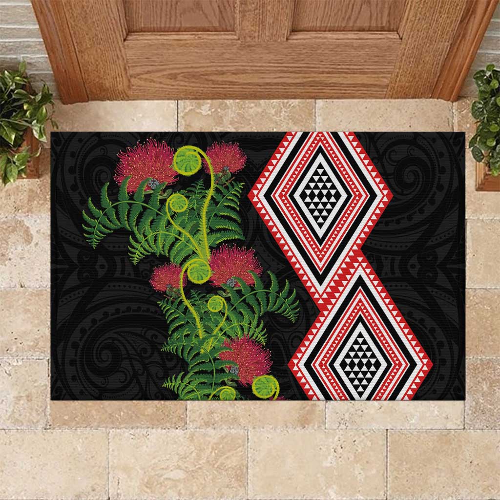 Aotearoa Tukutuku Motif Rubber Doormat Pohutukawa and Fern Leaves
