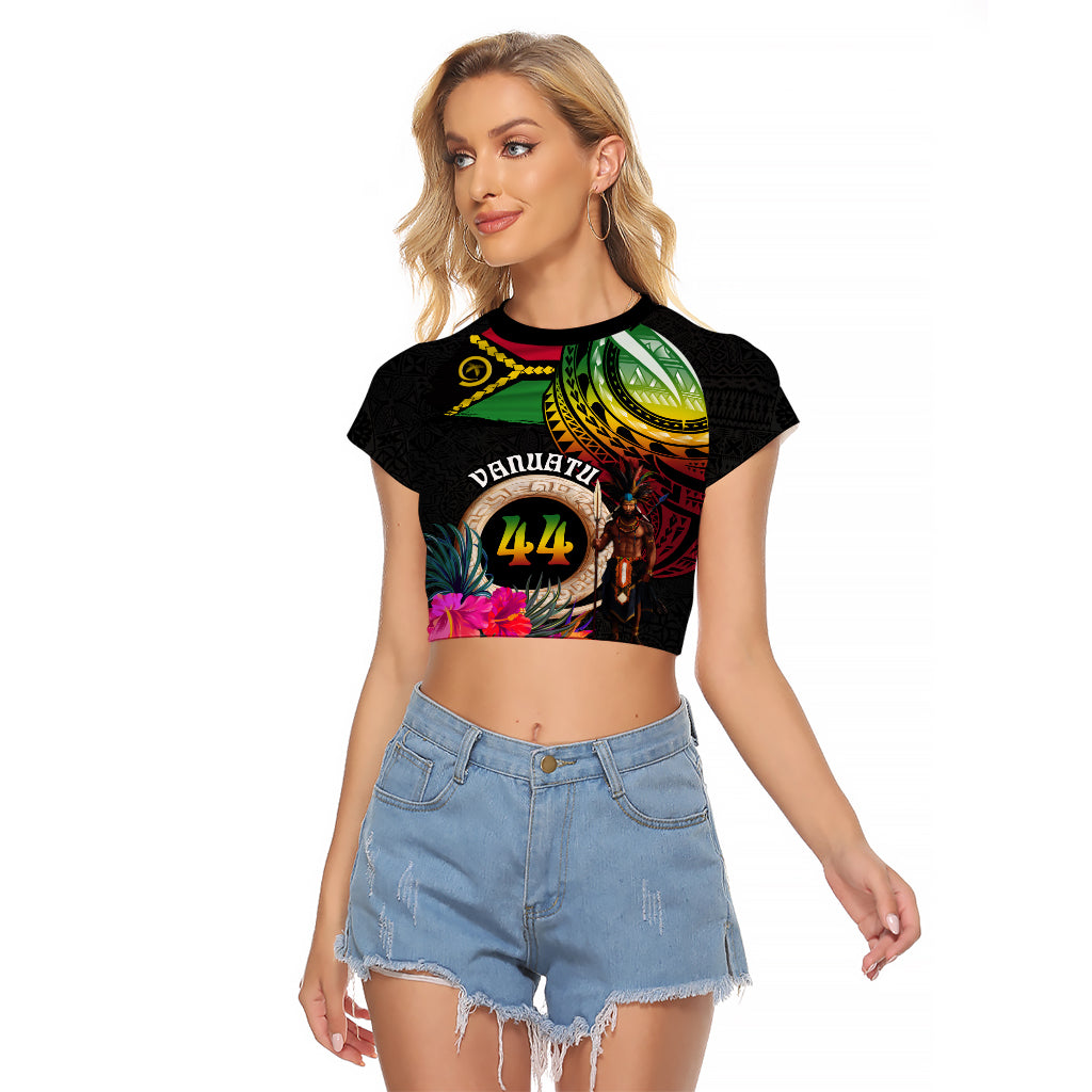 Personalised Vanuatu 44th Anniversary Raglan Cropped T Shirt Boars Tusk and Melanesian Warrior Indipendens Dei