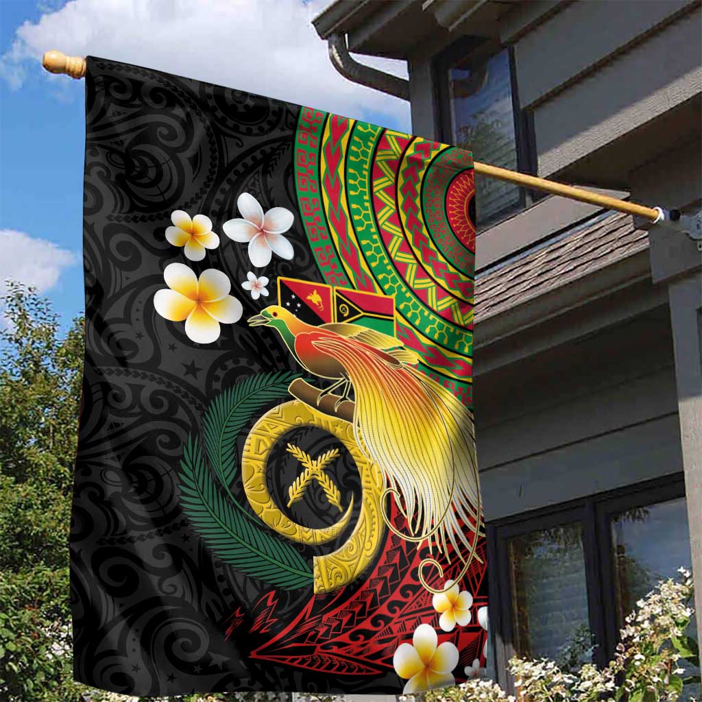 Vanuatu and Papua New Guinea Together Garden Flag Bird-of-paradise and Pig Tusk Melanesian Pattern