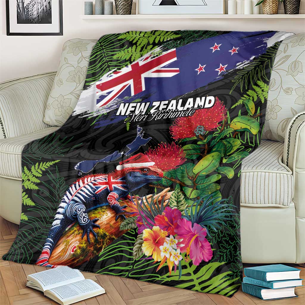New Zealand Christmas Blanket Meri Kirihimete-Tuatara and Pohutukawa Black Color