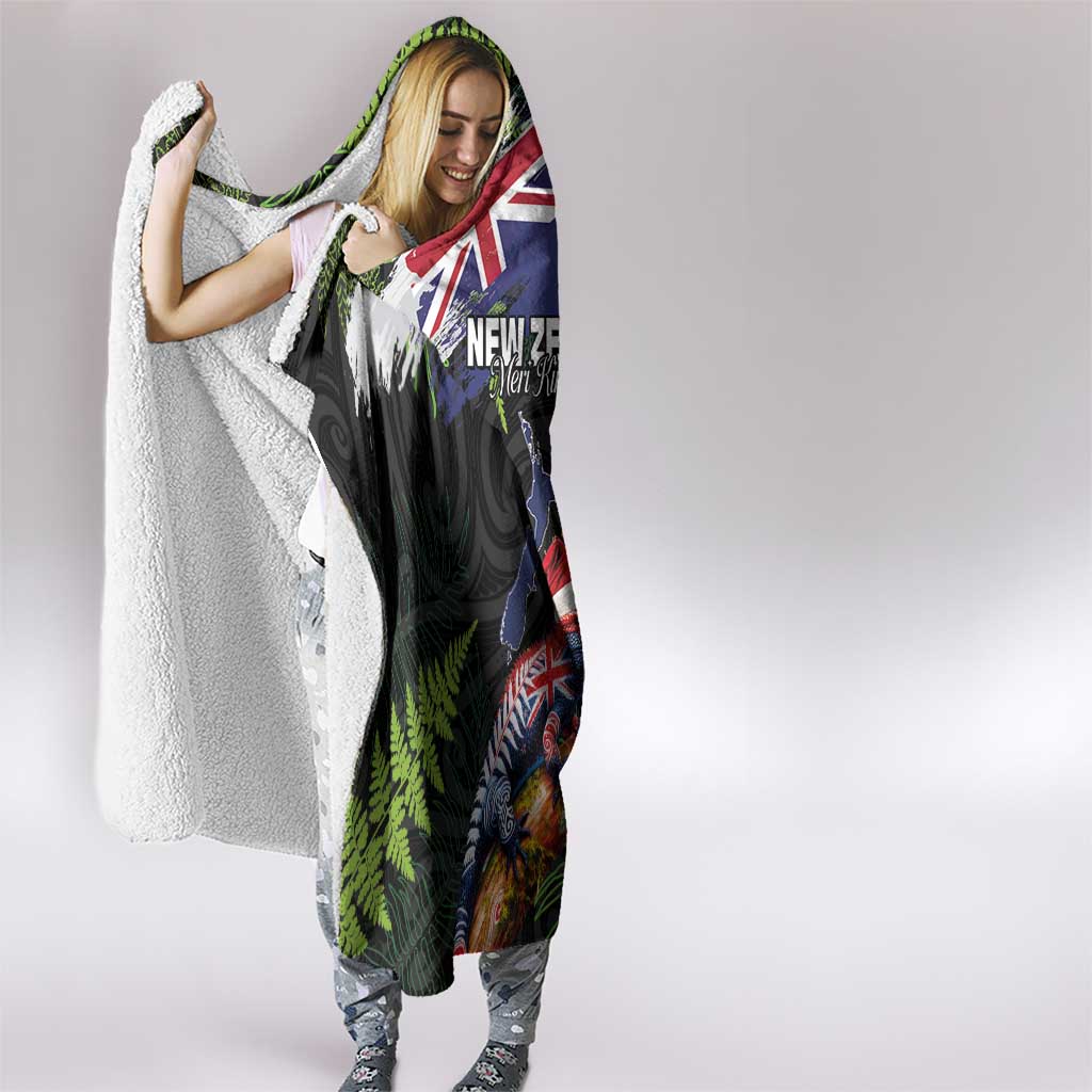 New Zealand Christmas Hooded Blanket Meri Kirihimete-Tuatara and Pohutukawa Black Color