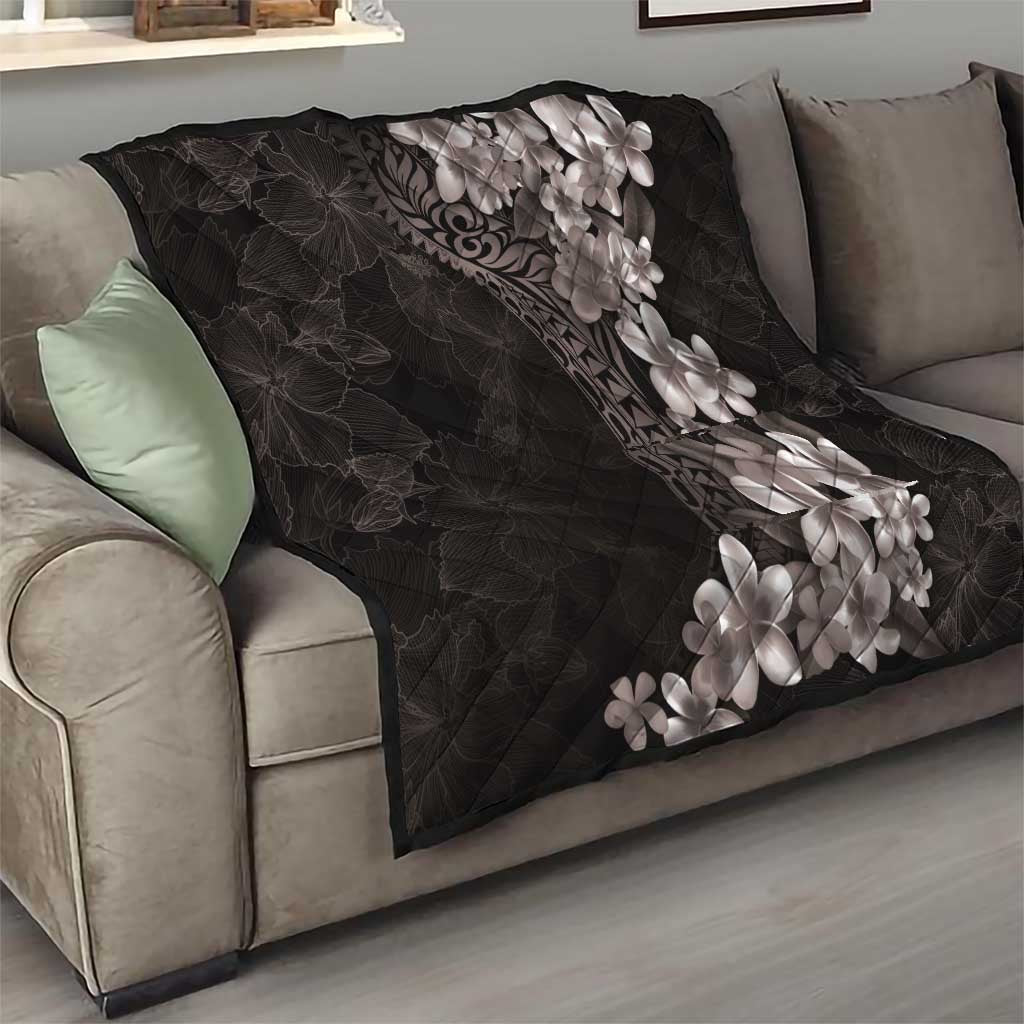 Hawaiian Plumeria-Polynesian Art Tattoo Grayscale Color Quilt