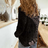 Hawaiian Plumeria-Polynesian Art Tattoo Grayscale Color Women Casual Shirt