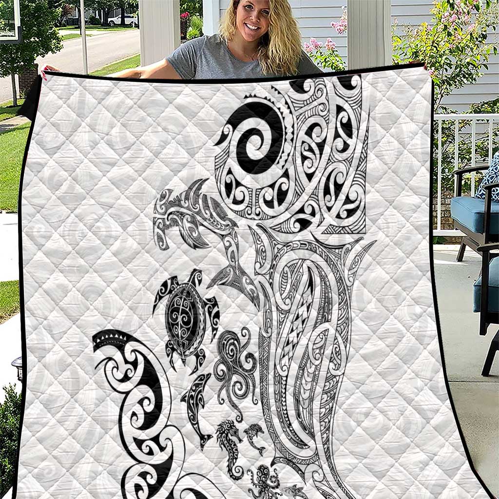 New Zealand Sea Animals with Maori Tribal Tattoo Quilt White Color