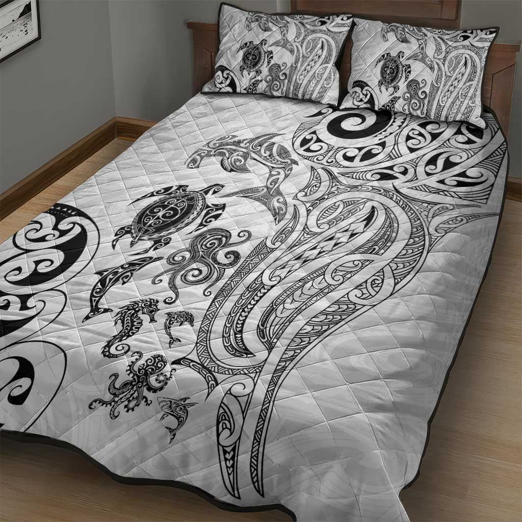 New Zealand Sea Animals with Maori Tribal Tattoo Quilt Bed Set White Color LT03 - Polynesian Pride
