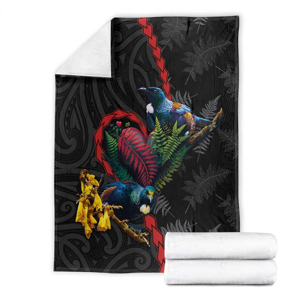 New Zealand Tui Birds Love Couple Blanket The Heart of Silver Fern Leaves and Maori Tattoo Pattern