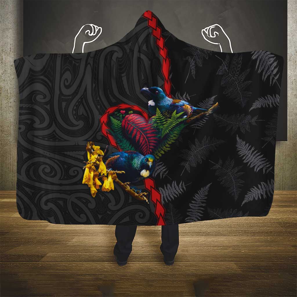 New Zealand Tui Birds Love Couple Hooded Blanket The Heart of Silver Fern Leaves and Maori Tattoo Pattern LT03 - Polynesian Pride
