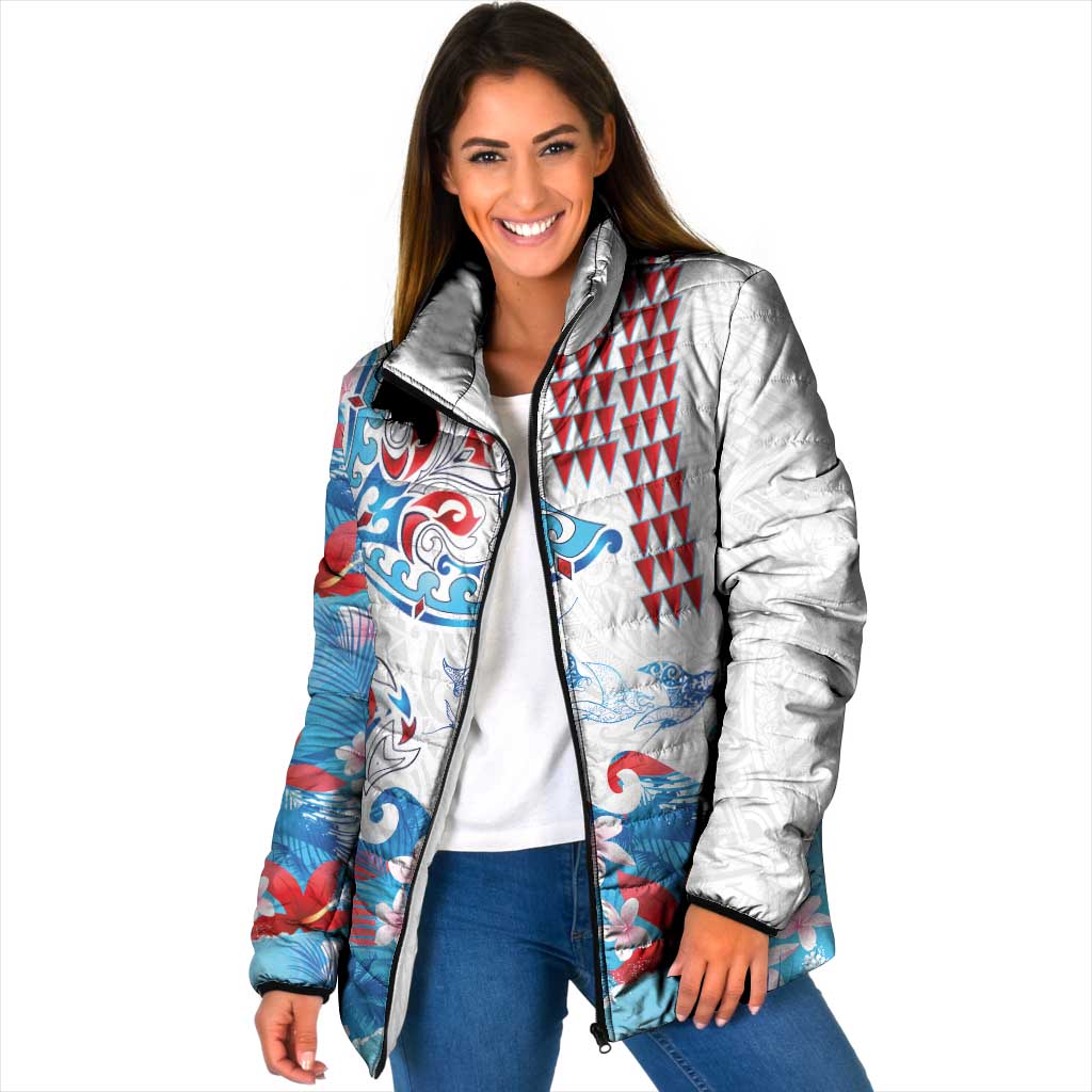 Hawaiian Tribal Manta Ray Padded Jacket Kakau Tattoo and Flowers Surfing Waves Pattern Ocean Color LT03 Women Multicolor - Polynesian Pride