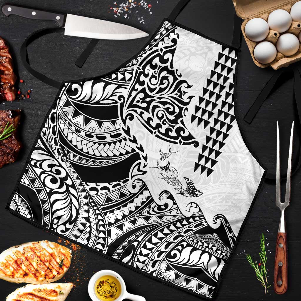 Hawaiian Tribal Manta Ray Apron Kakau Tattoo and Polynesian Art Motif Pattern