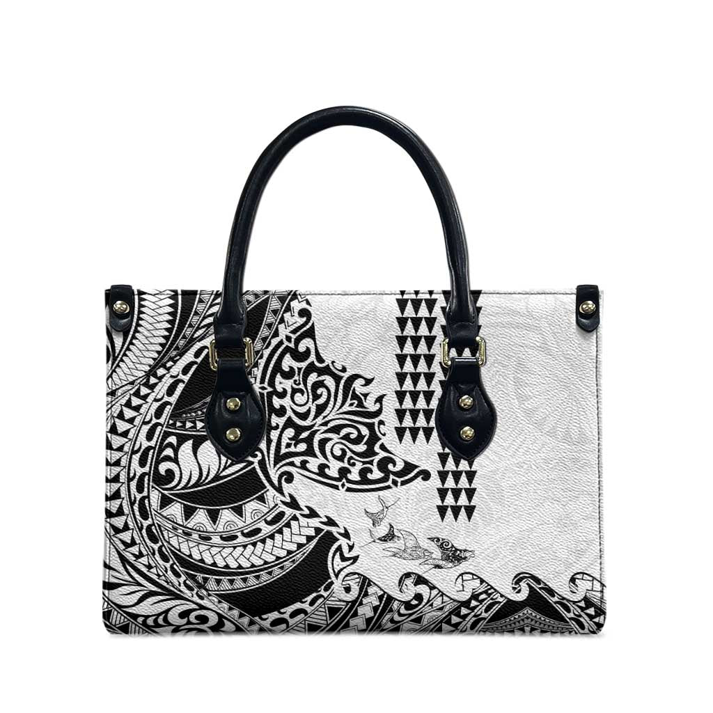 Hawaiian Tribal Manta Ray Leather Bag Kakau Tattoo and Polynesian Art Motif Pattern