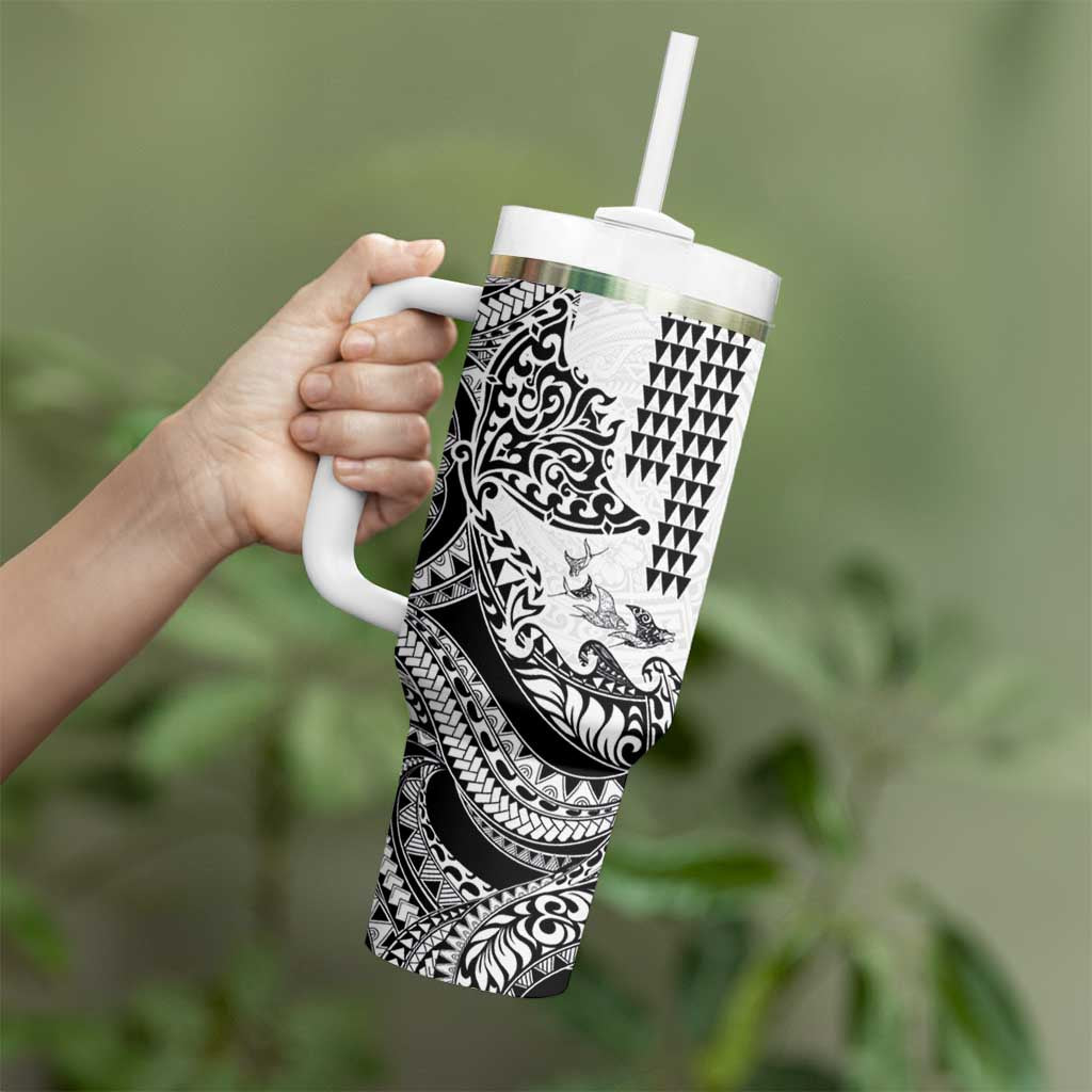Hawaiian Tribal Manta Ray Tumbler With Handle Kakau Tattoo and Polynesian Art Motif Pattern LT03 - Polynesian Pride
