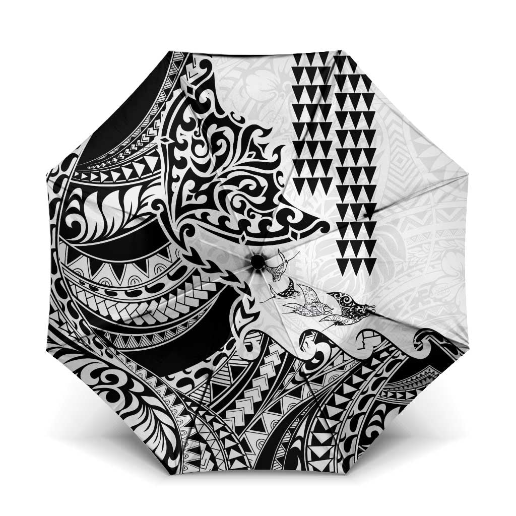 Hawaiian Tribal Manta Ray Umbrella Kakau Tattoo and Polynesian Art Motif Pattern