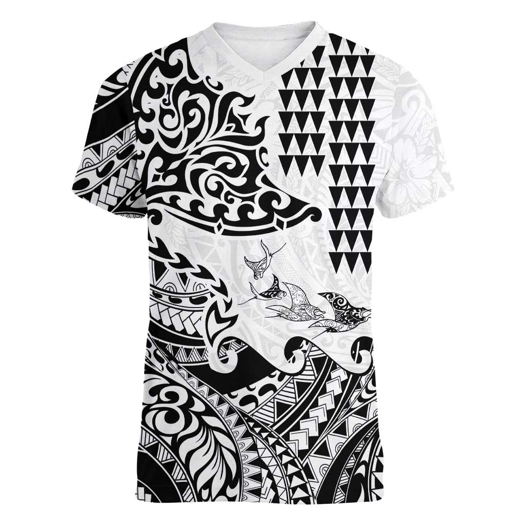 Hawaiian Tribal Manta Ray Women V-Neck T-Shirt Kakau Tattoo and Polynesian Art Motif Pattern